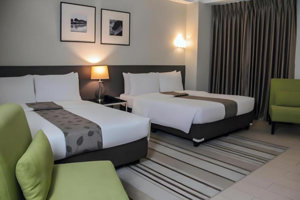 Sequoia Hotel كويزون سيتي المظهر الخارجي الصورة