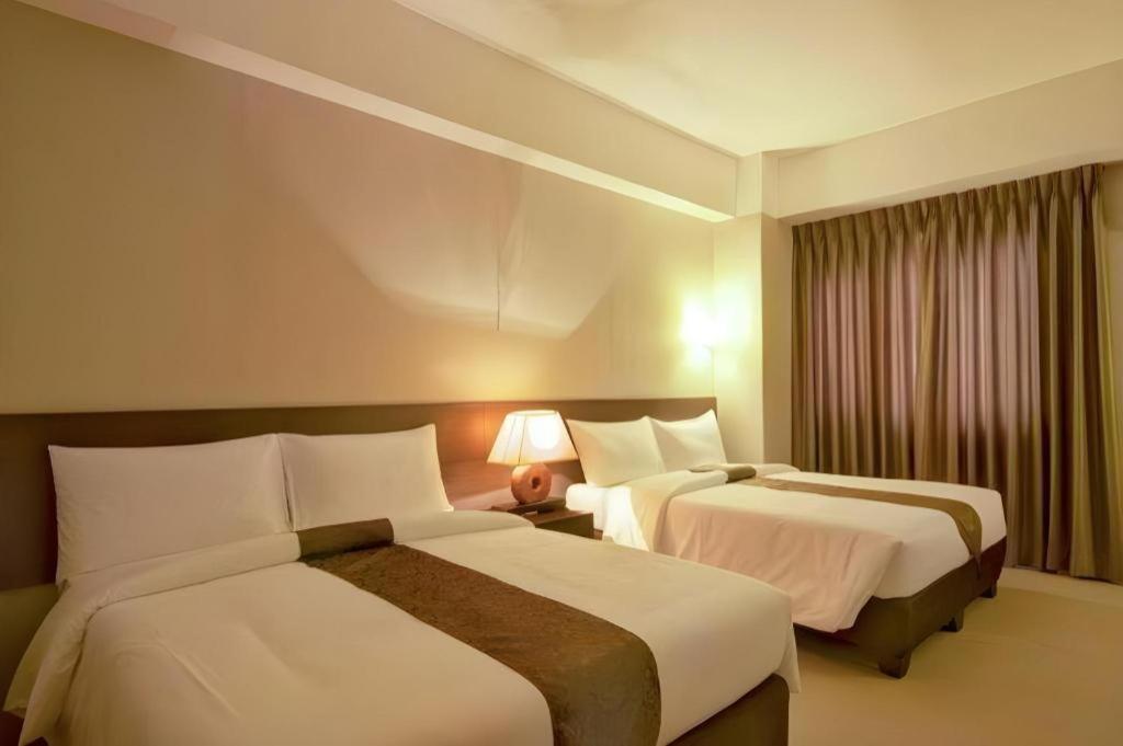 Sequoia Hotel كويزون سيتي المظهر الخارجي الصورة
