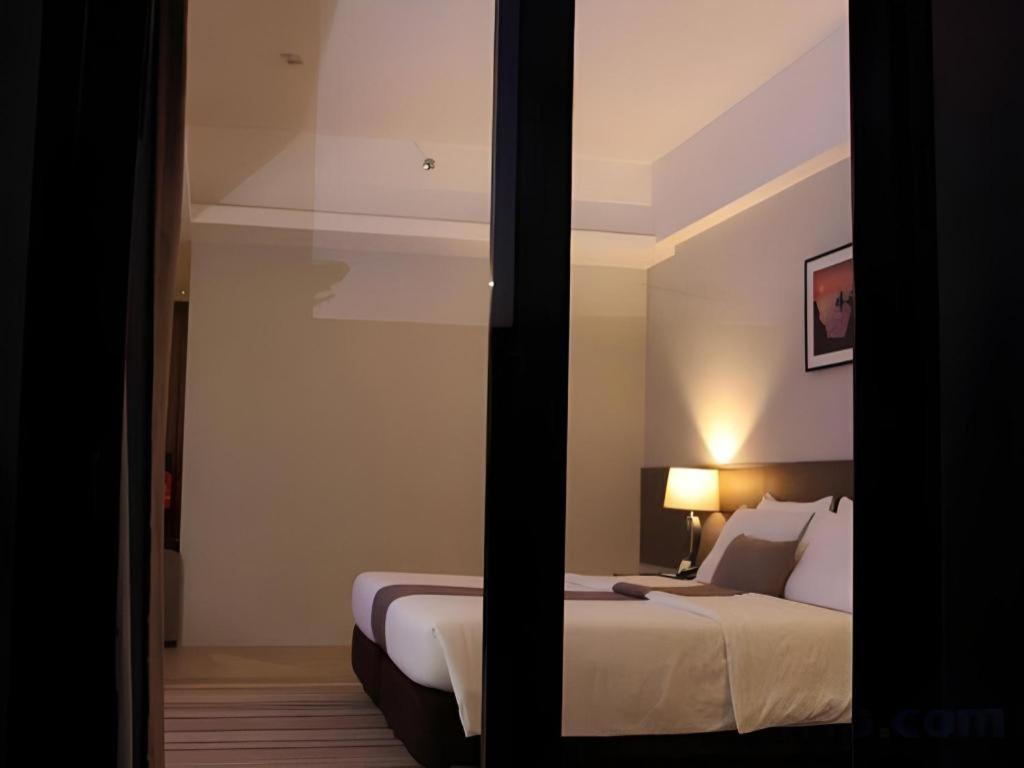 Sequoia Hotel كويزون سيتي المظهر الخارجي الصورة