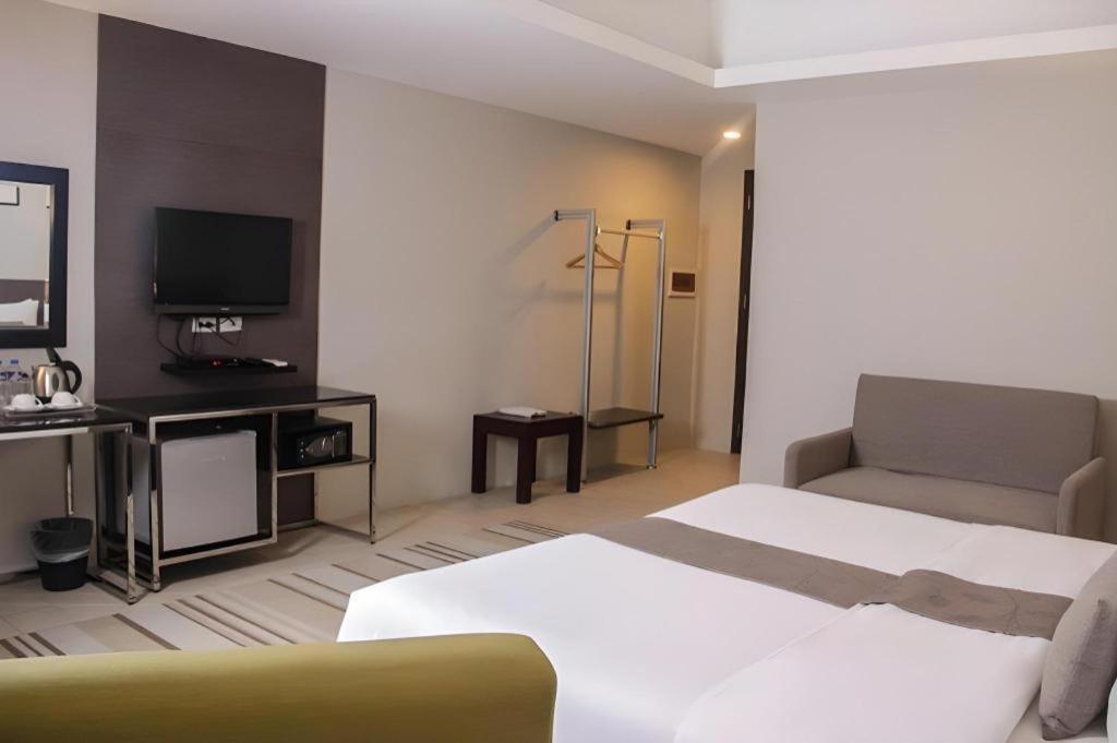 Sequoia Hotel كويزون سيتي المظهر الخارجي الصورة