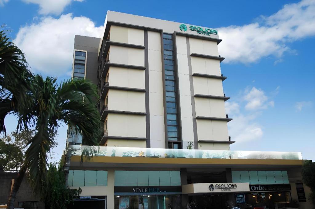 Sequoia Hotel كويزون سيتي المظهر الخارجي الصورة